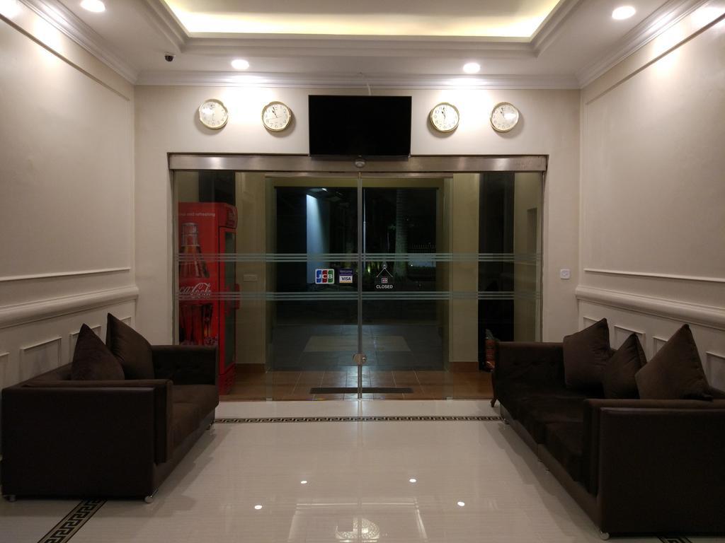 Ruby Garden Hotel Yangón Exterior foto